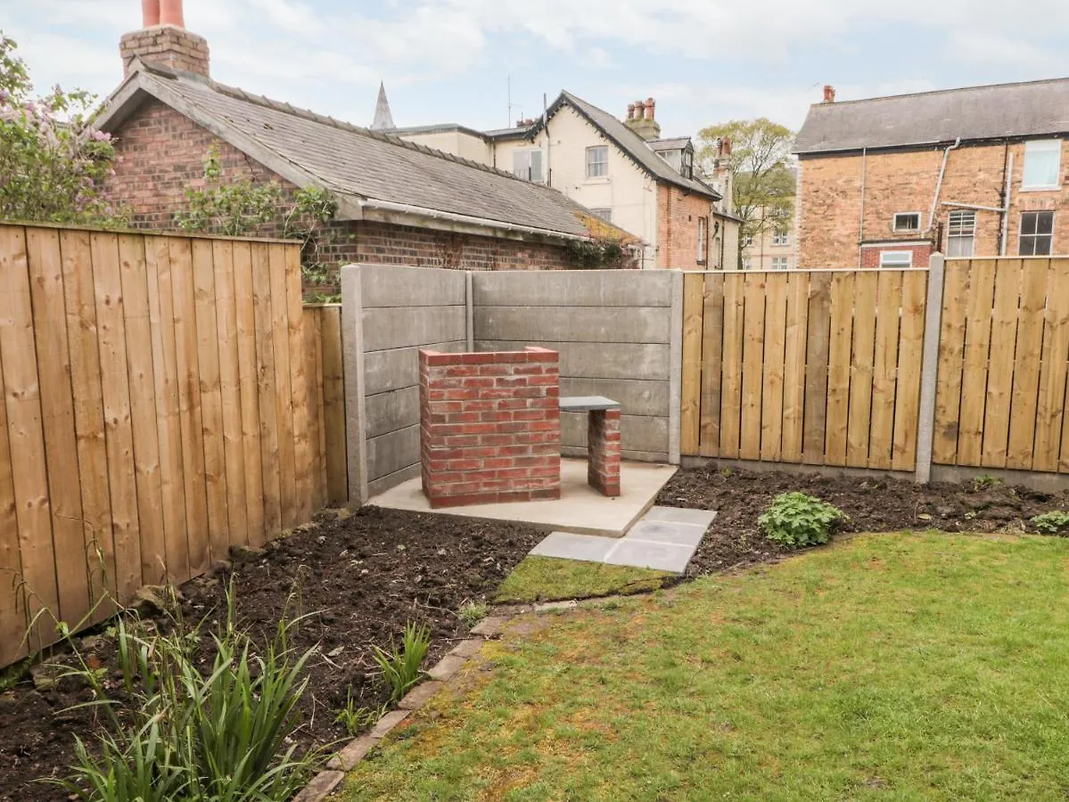 Vila 5 Westwood Road Scarborough